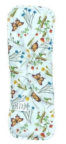 Reusable Hygienic Absorbent Insert for Women - In the grass