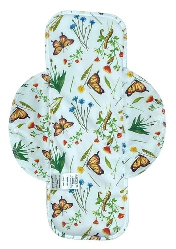 Reusable Hygienic Absorbent Insert for Women- In the grass