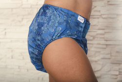 Reusable diaper for adults with insert - REEF