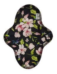 MEDIUM M Cloth Menstrual Pad - HUMMINGBIRDS